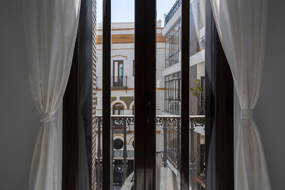 Metropol Sevilla Urban Exteriör bild